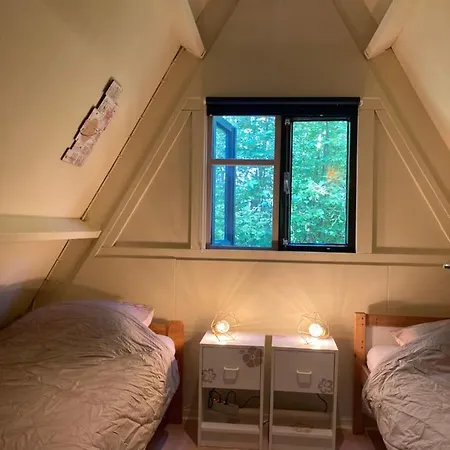 Knus Natuurhuisje Met Zwembad In